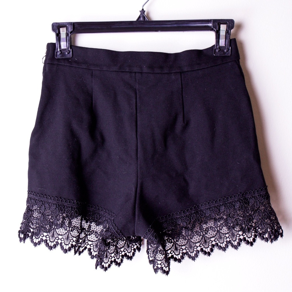 ❌SOLD❌ Topshop black lace high waist shorts - Picture 7 of 7